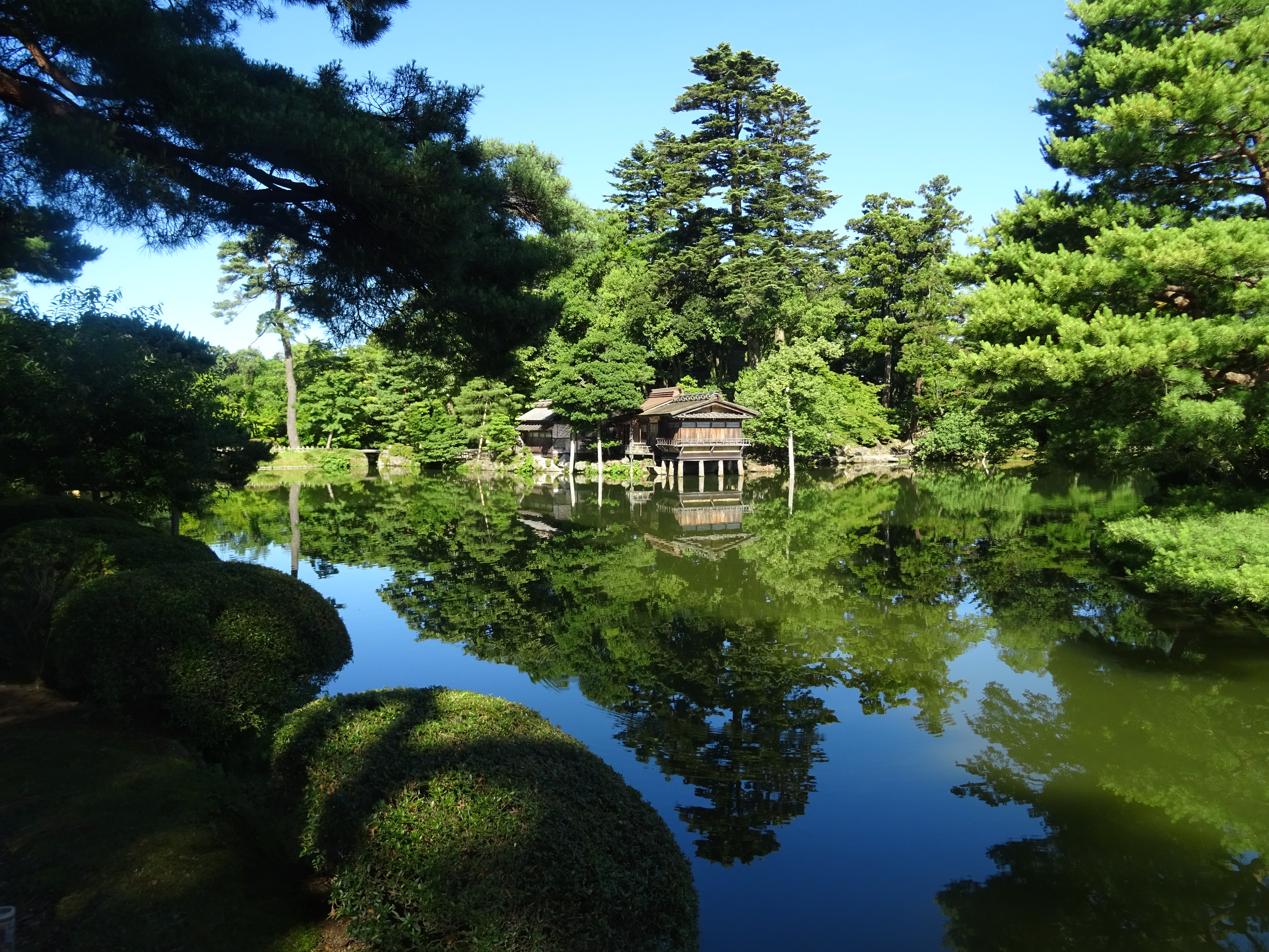 Kanazawa garden.JPG